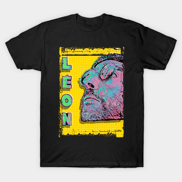 leon the pro retro art T-Shirt by PrintstaBee